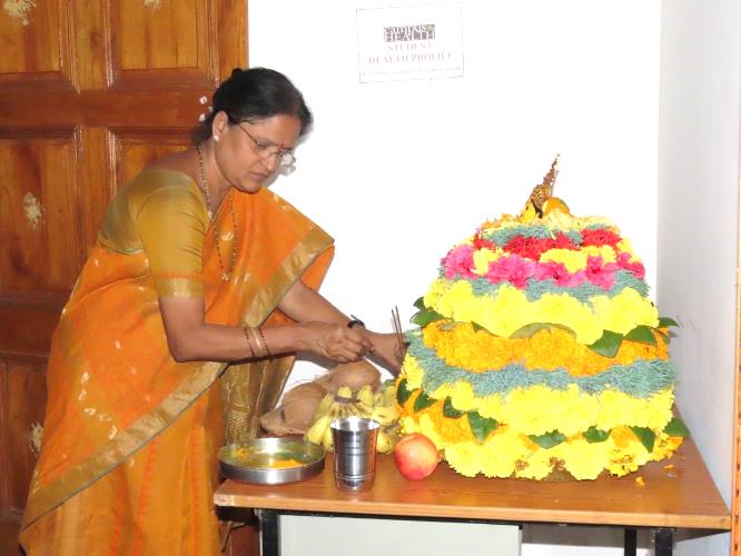 Download Bathukamma Festival images | 26 HD pictures and stock photos